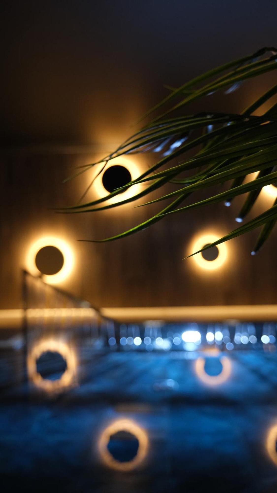Oe Seaside Suites & Spa Kuressaare Bagian luar foto