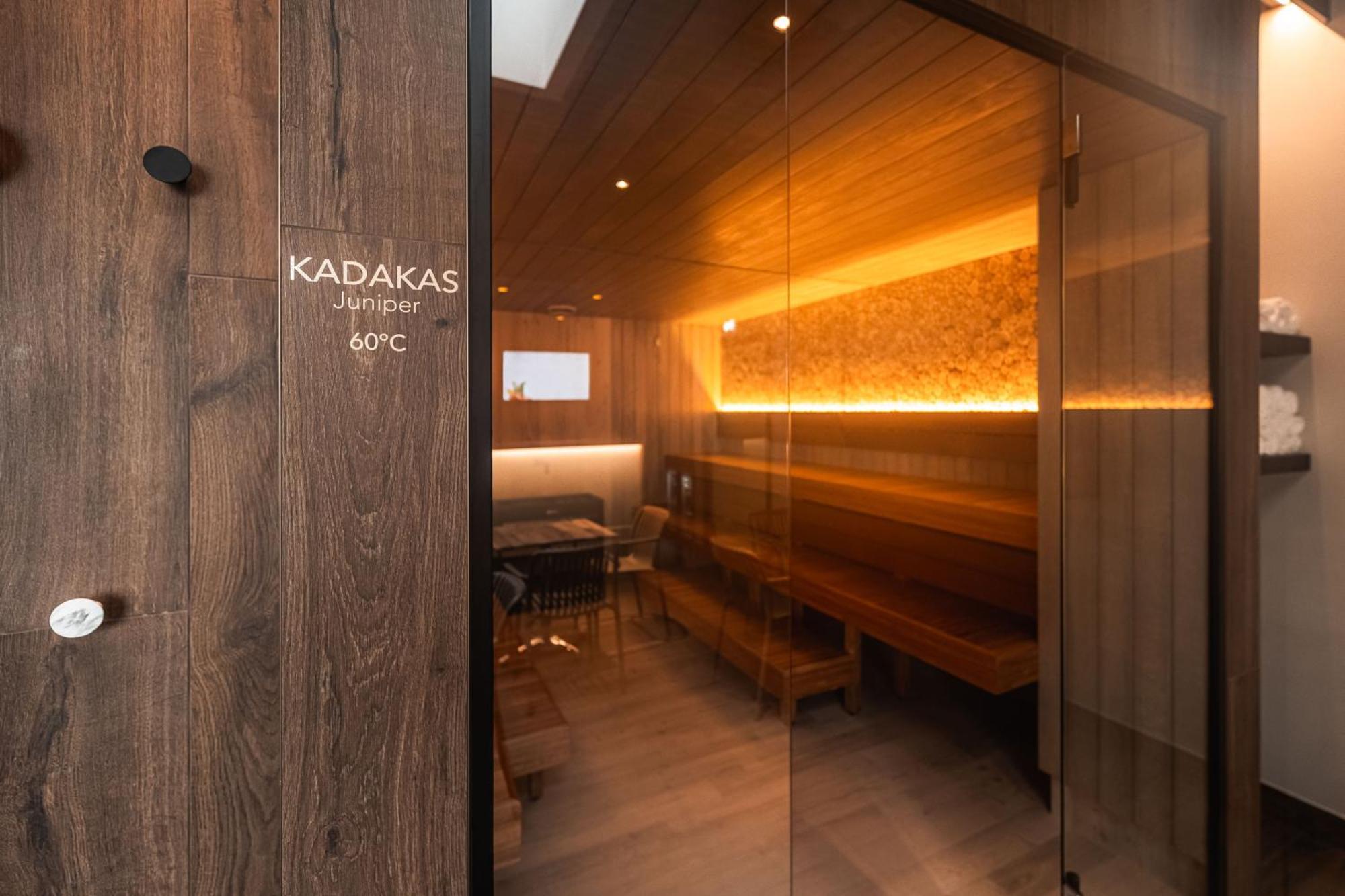 Oe Seaside Suites & Spa Kuressaare Bagian luar foto