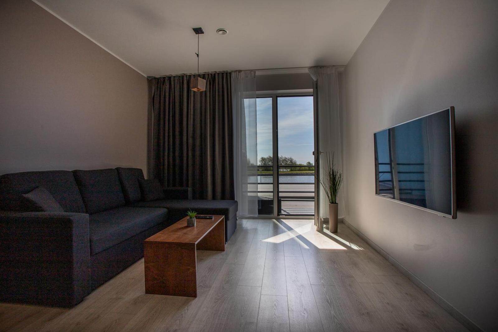 Oe Seaside Suites & Spa Kuressaare Bagian luar foto