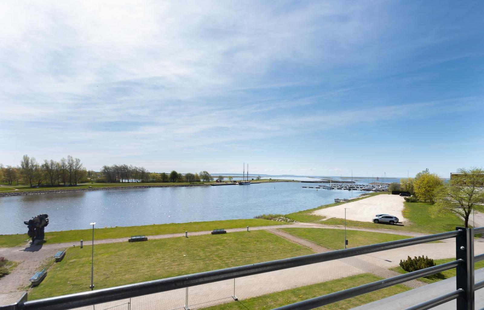 Oe Seaside Suites & Spa Kuressaare Bagian luar foto