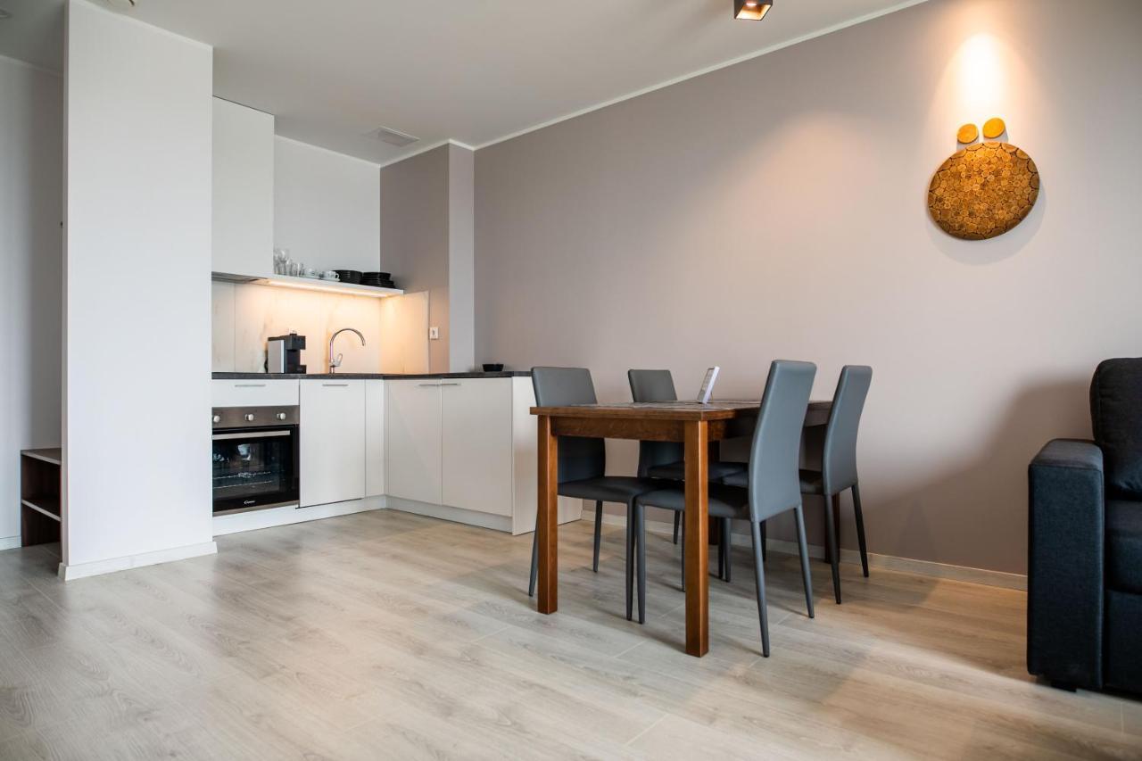 Oe Seaside Suites & Spa Kuressaare Bagian luar foto