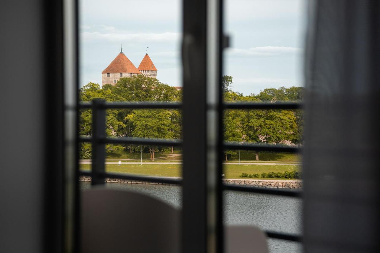 Oe Seaside Suites & Spa Kuressaare Bagian luar foto