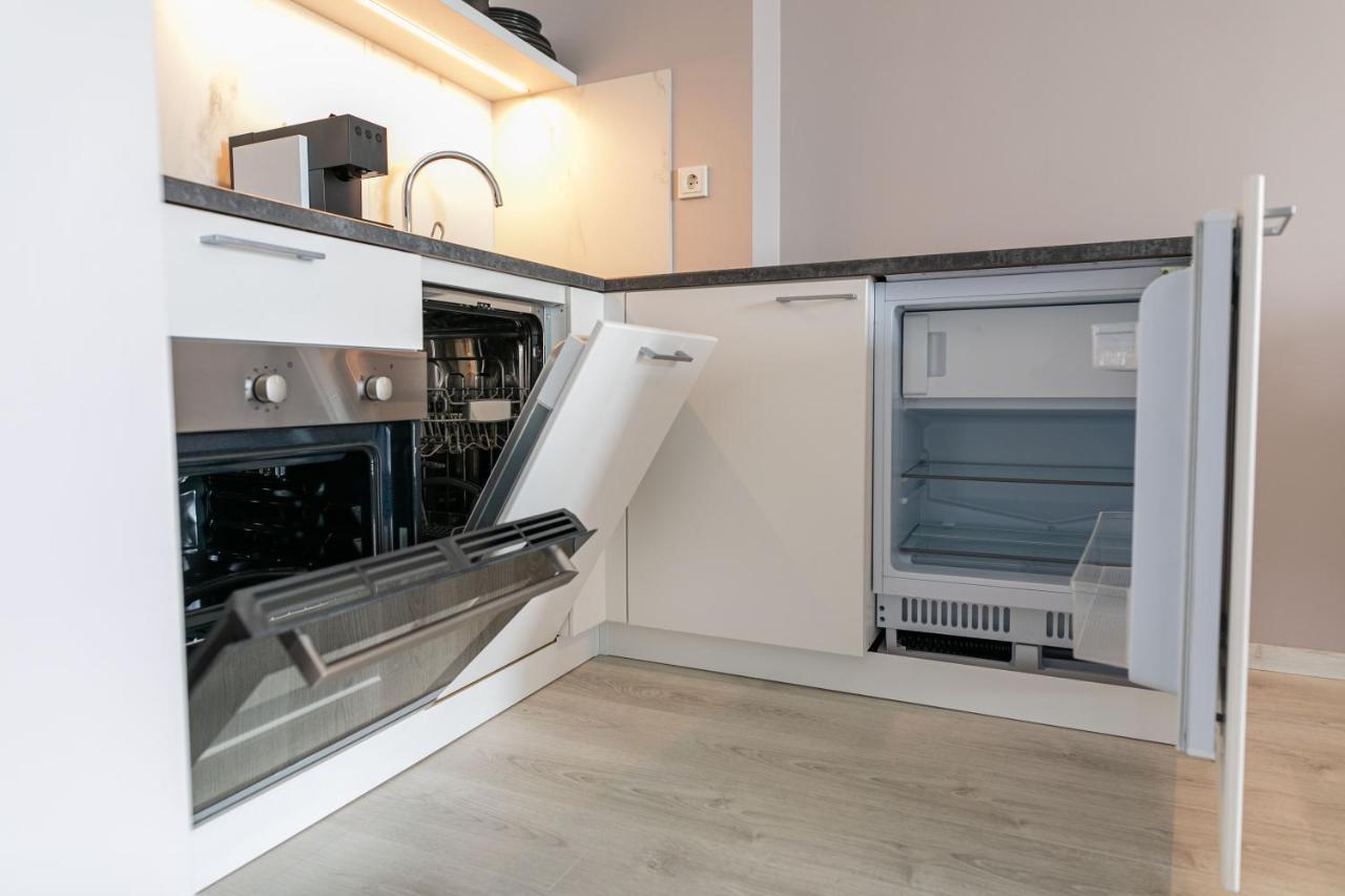 Oe Seaside Suites & Spa Kuressaare Bagian luar foto